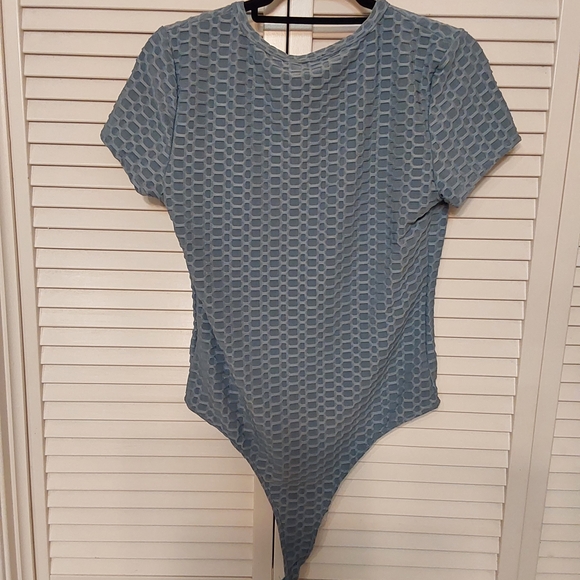 Fashion Nova Blue Textured Bodysuit - Picture 6 of 9